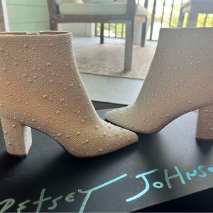 BETSEY JOHNSON PEARL BOOTIES